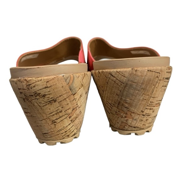 Crocs A-Leigh Women’s 8 Coral Leather Cork Wedge Slip-on Sandals  16205 - Picture 7 of 12